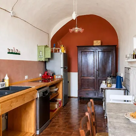 Semesterbostad Ca' Ordano, Casale Con Vigneto In Monferrato *