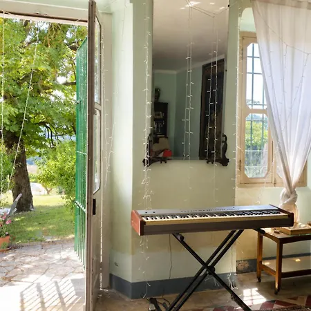 Ca' Ordano, Casale Con Vigneto In Monferrato *